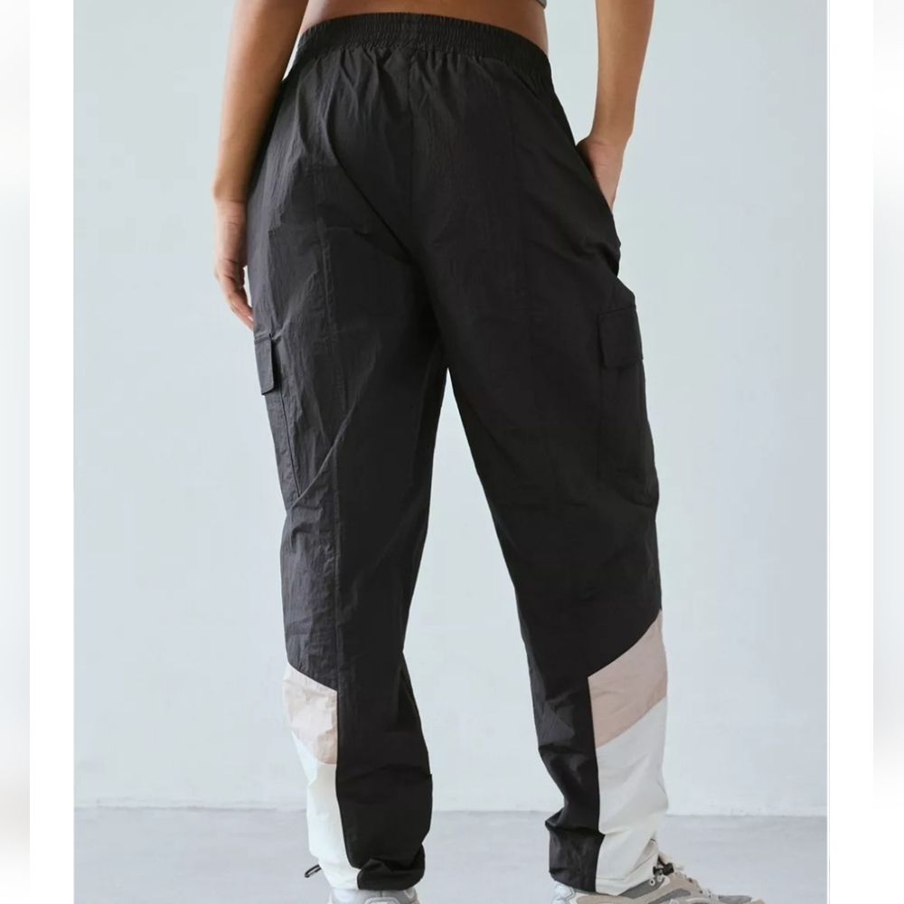 Starter Colorblock Nylon Track Pant, Size XL, Retail $110.00 USD - Picture 4 of 16